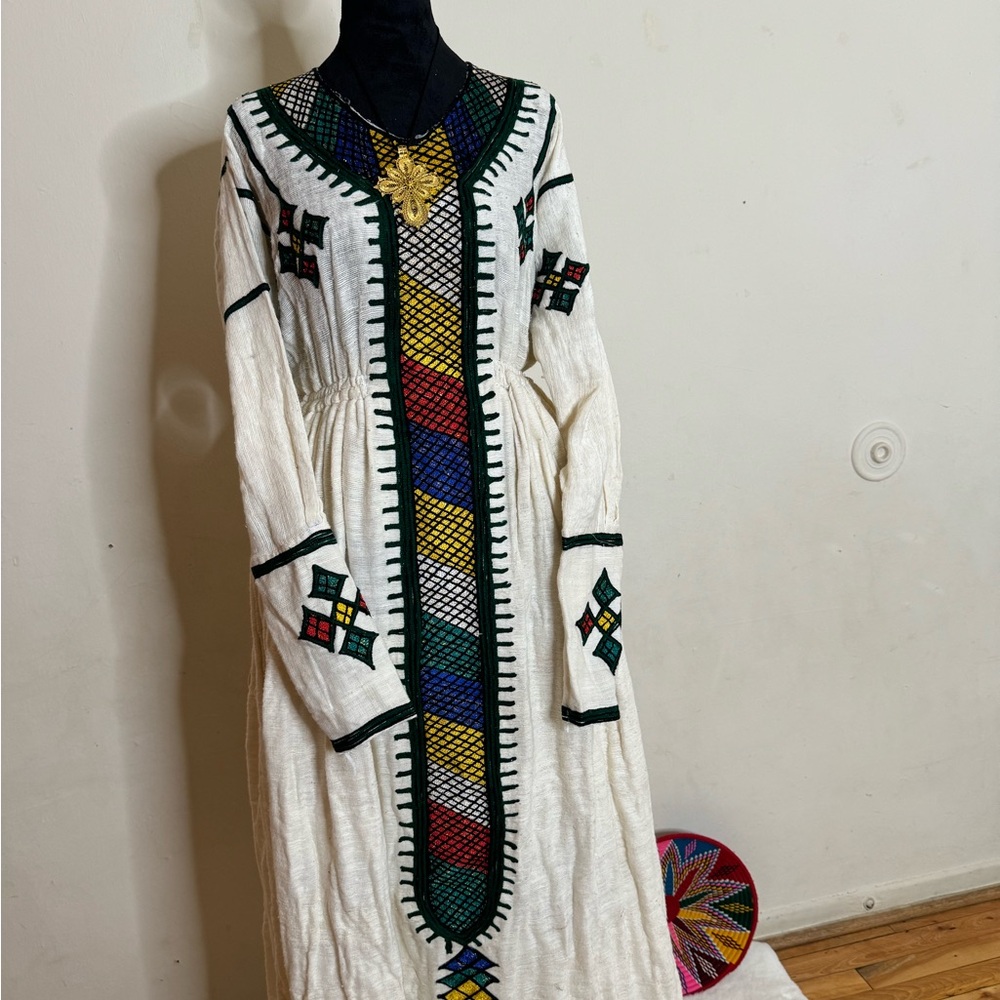 Ethiopian and Eritrean traditional dress.habesha kemis